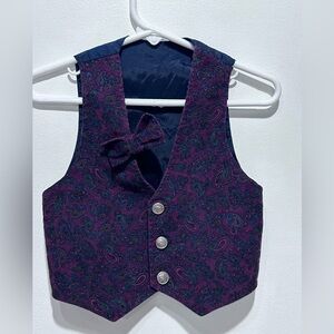 Vintage Boy Velvet Paisley Patterned Vest with Bow Tie Size 3T Made‎ in USA
